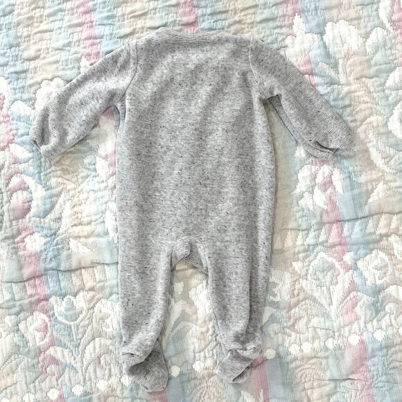 Polar Bear Gray Bodysuit  2-3 Months Boys & Girls - Picture 6 of 10